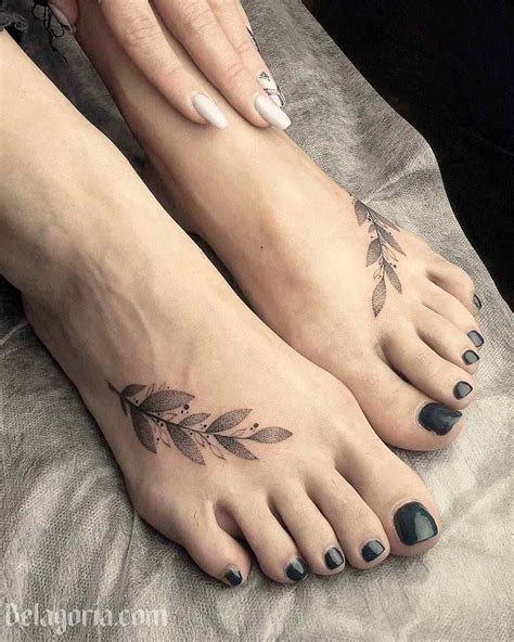 Tatuajes en el pie para MUJERES – 40 Diseños